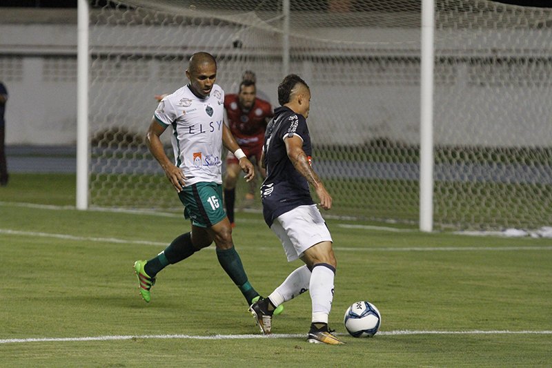 Manaus faz hist&oacute;ria e elimina o Remo em pleno Mangueir&atilde;o