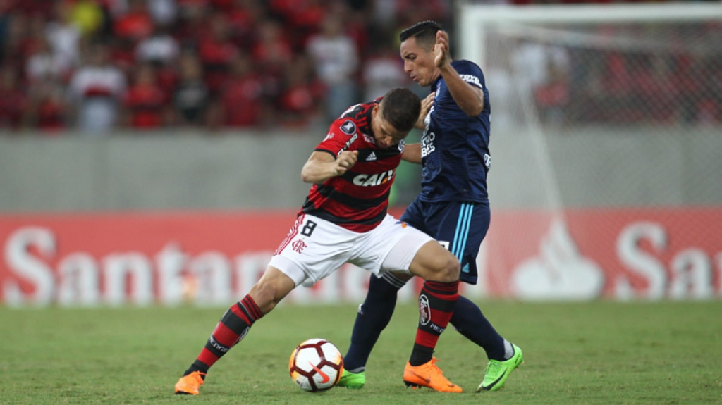 Acabou a triste sina: Flamengo enfim avan&ccedil;a &agrave;s oitavas da Libertadores