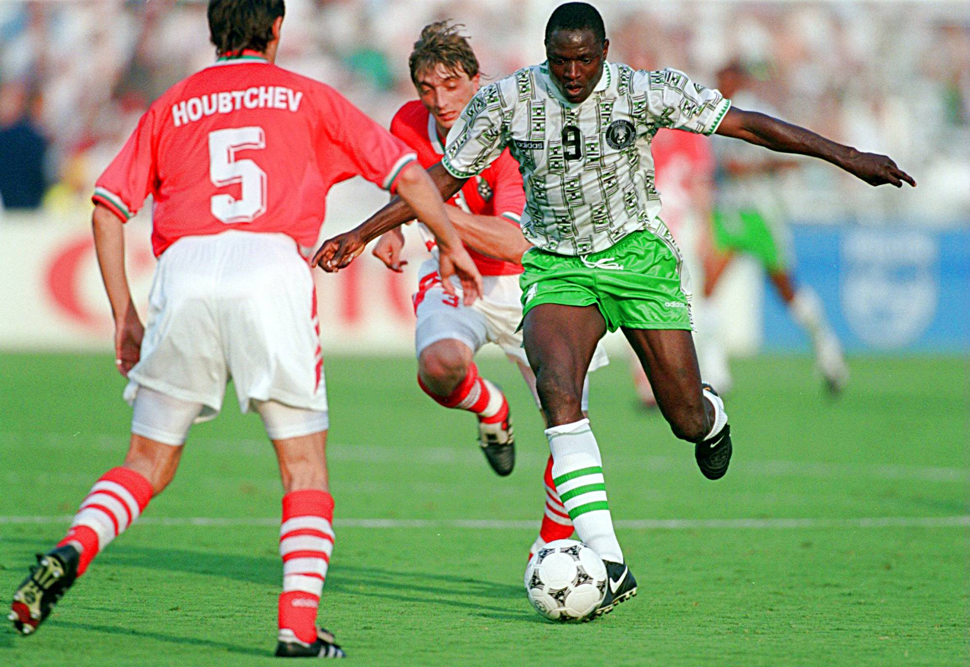 Passaporte R&uacute;ssia - Top 5 &iacute;dolos nigerianos