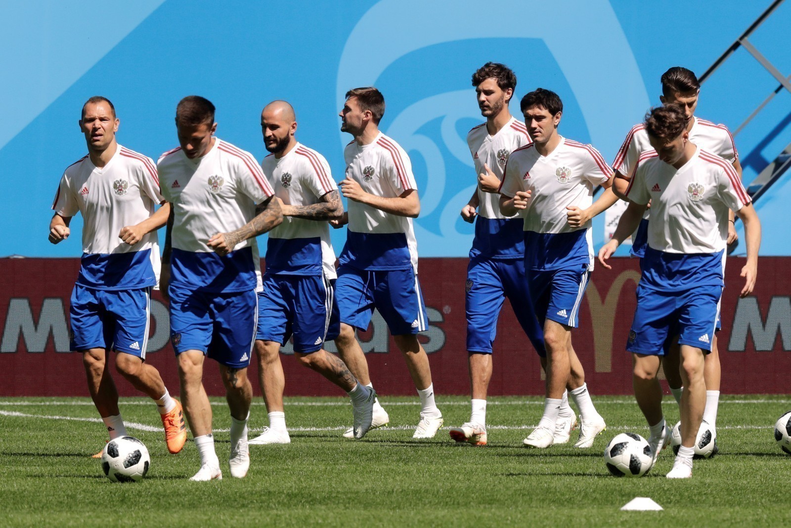 Seleção Russa entra em campo para garantir a classificação