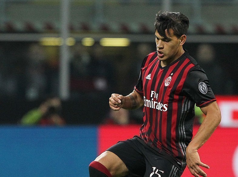 Palmeiras anuncia o empr&eacute;stimo de zagueiro paraguaio do Milan