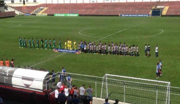 Goi&aacute;s empata e garante a ponta do Grupo 31 da Copinha 2019