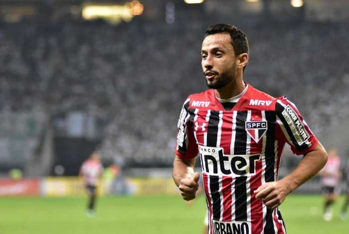 Nen&ecirc; vai de &iacute;dolo a negoci&aacute;vel no S&atilde;o Paulo