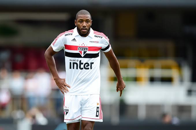 S&atilde;o Paulo rescinde com Biro Biro e libera mais tr&ecirc;s para definir futuro