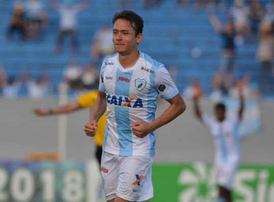 CSA dispensa Keirrison 10 dias após contratação