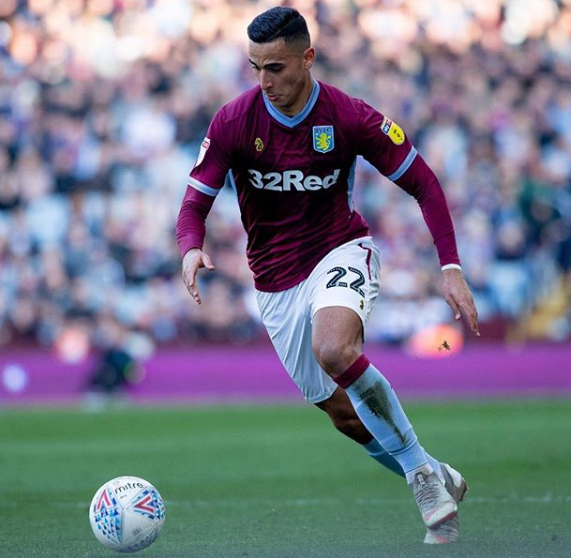 El Ghazi durante uma partida da Championship na temporada 2018/19 (Divulga&ccedil;&atilde;o/Instagram)