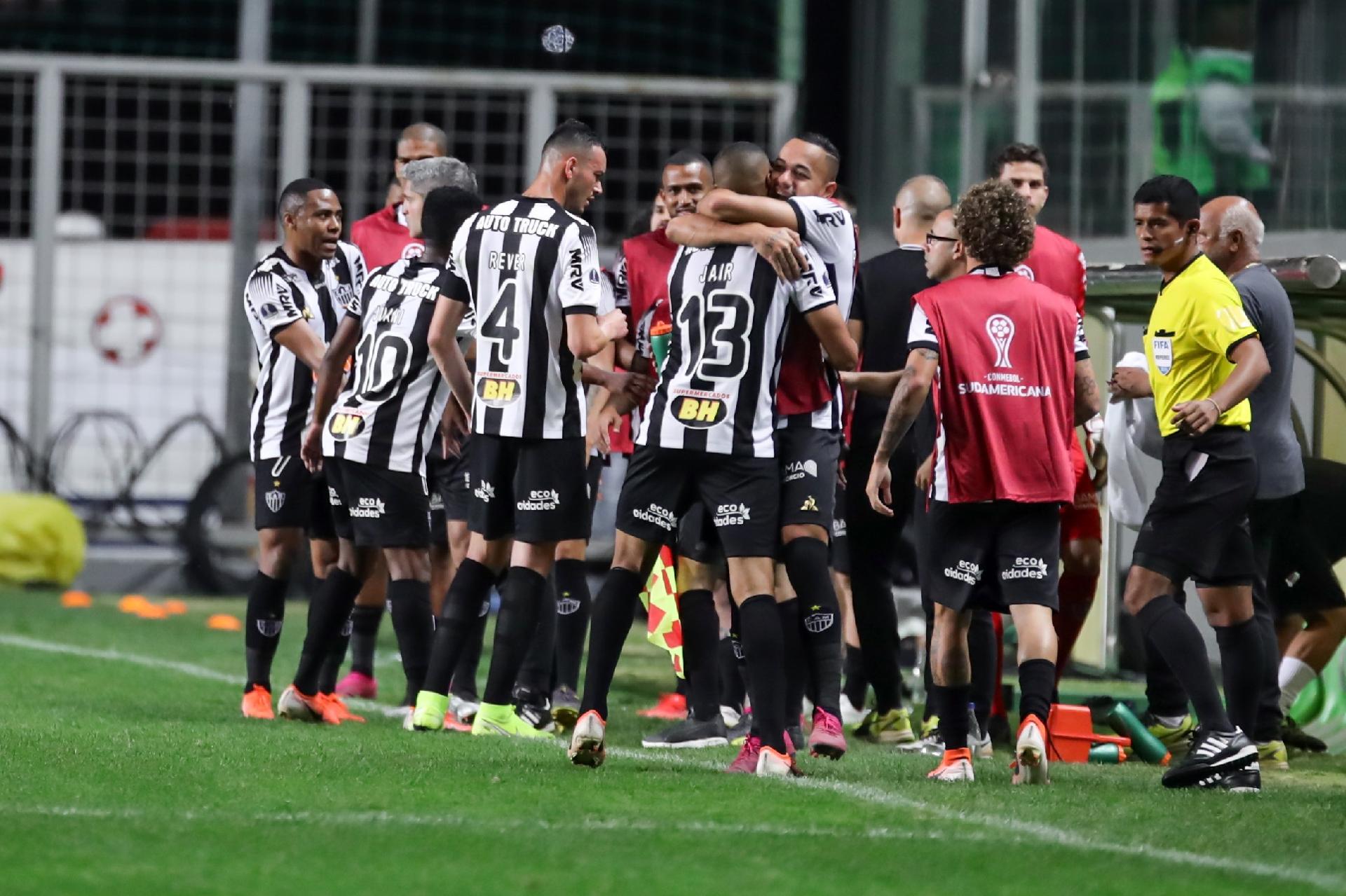 Atlético-MG vence La Equidad pela Sul-Americana