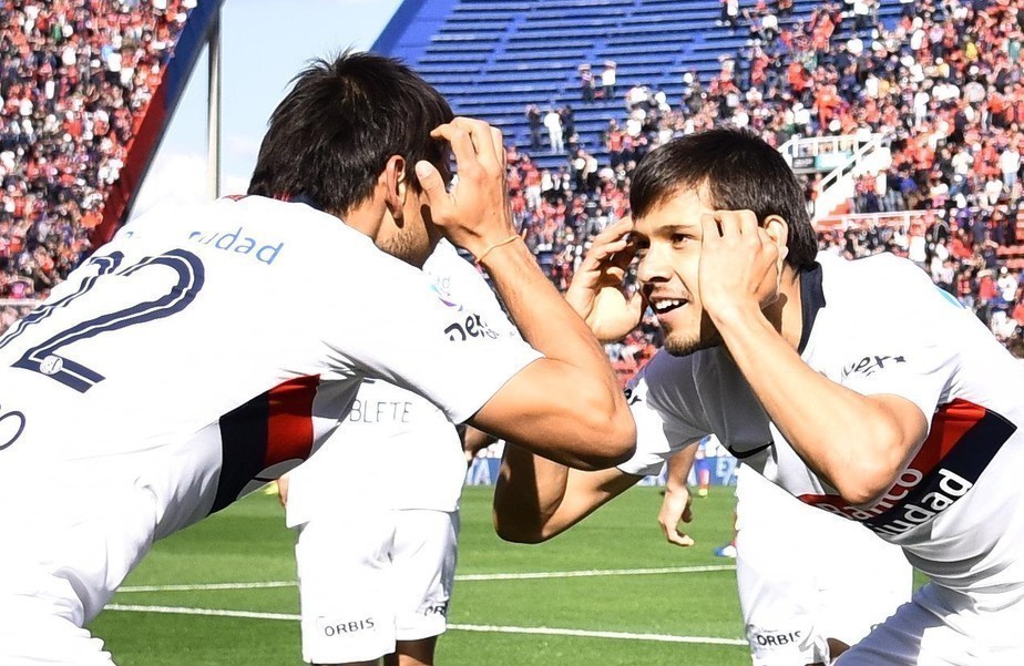 Na Superliga Argentina, San Lorenzo vence o Santa F&eacute;