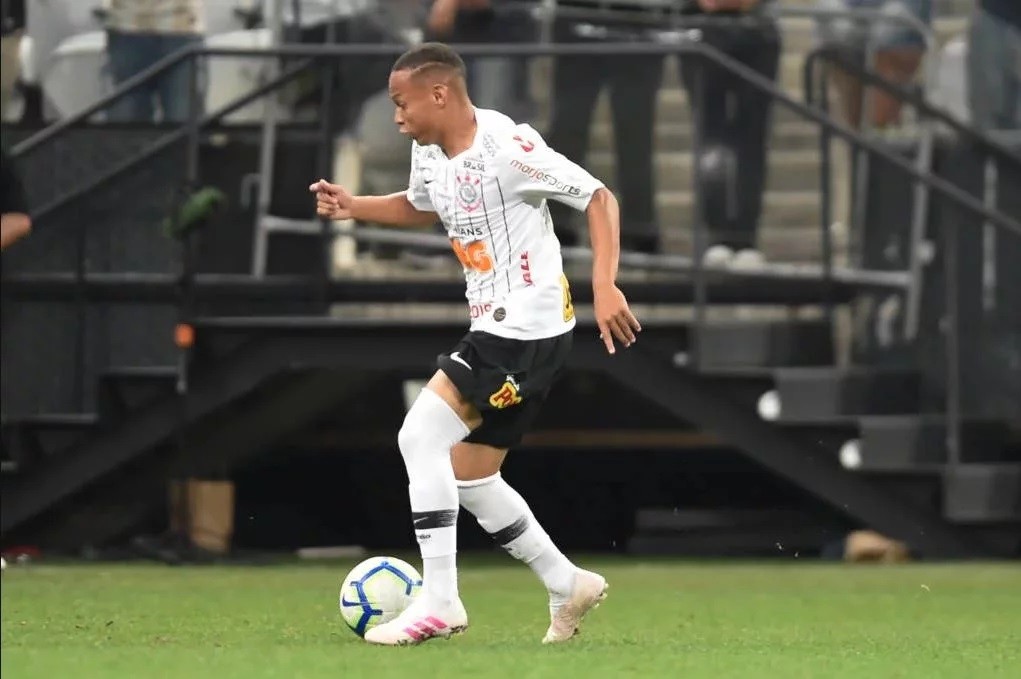 Promessa do Terrão, Janderson renova com Corinthians até 2023