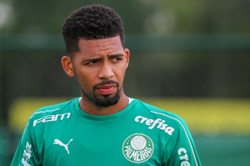 Torcida palmeirense pede oportunidades a Matheus Fernandes
