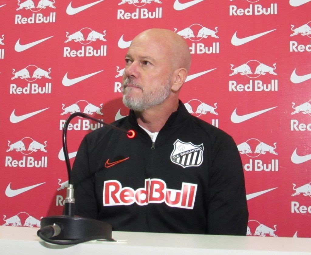 Antonio Carlos Zago não é mais técnico do Bragantino
