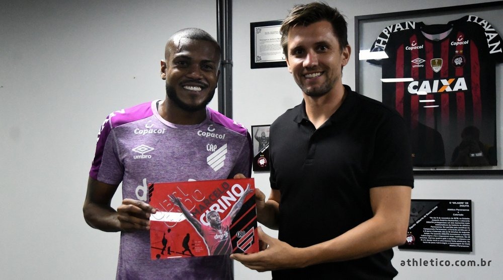 Marcelo Cirino acerta com Chongqing Dangdai, da China