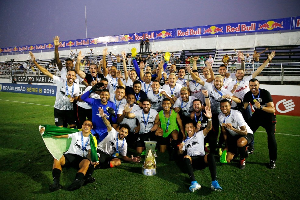 Bragantino impõe condição para assinar com a TV Globo