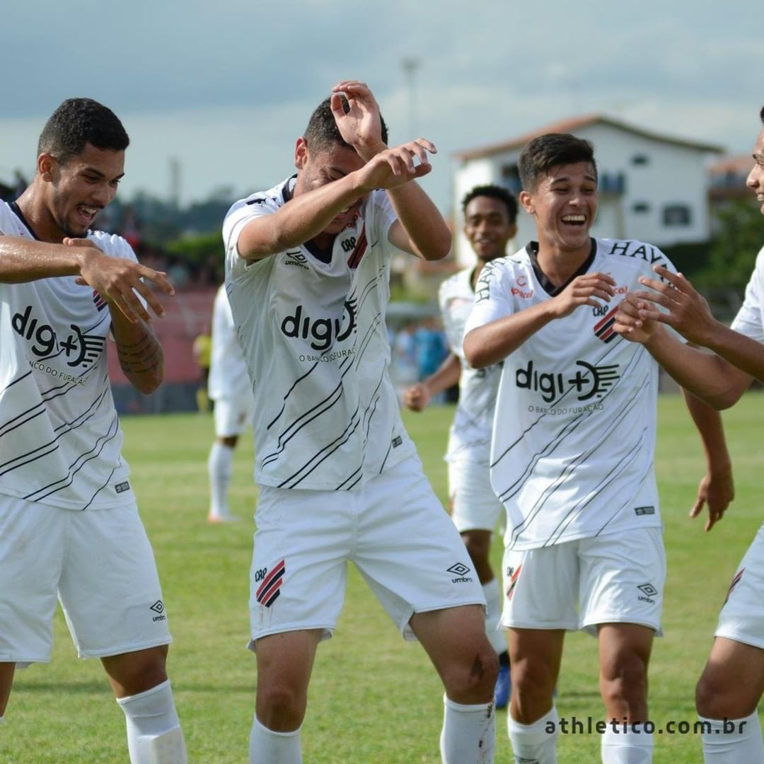 Athletico-PR x Bahia &ndash; Quem sai classificado?