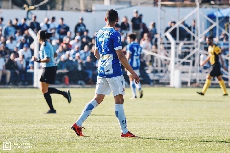 Goi&aacute;s tenta acerto com uruguaio Juan Pintado