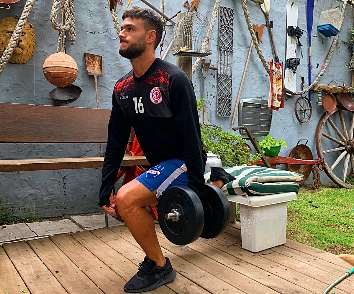 Renato C&eacute;sar, artilheiro do Uruguaio 2020, comenta situa&ccedil;&atilde;o do Covid-19 em exclusiva