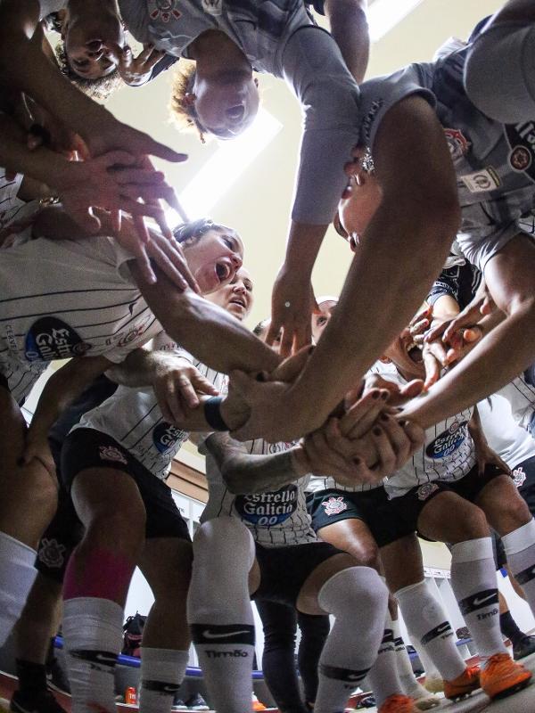 Algumas das meninas alvinegras chegaram at&eacute; a jogas pela sele&ccedil;&atilde;o Brasileira 