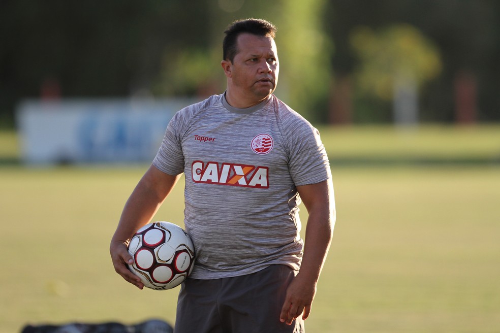 Parab&eacute;ns, Kuki! O baixinho invocado dos Aflitos faz 49 anos!