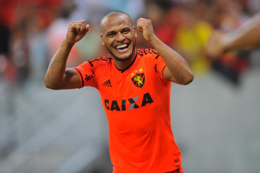 Em meio a paralisa&ccedil;&atilde;o, Sport anuncia volta do lateral-direito Patric