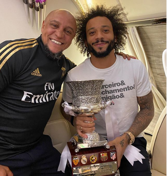 Roberto Carlos ou Marcelo: quem &eacute; melhor?