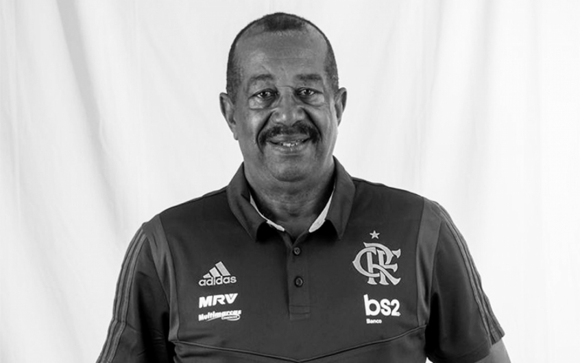 Morre Jorginho, massagista do Flamengo, vítima do Coronavírus
