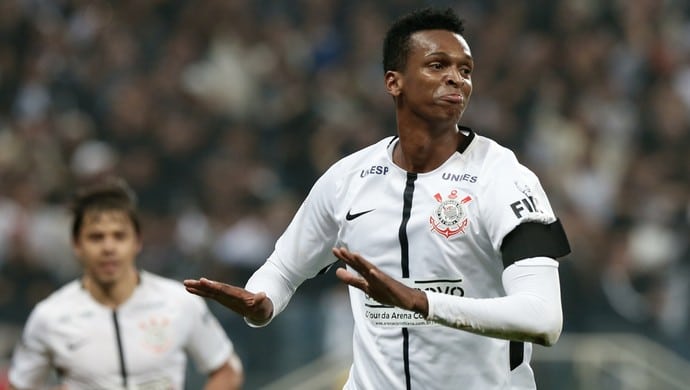 Corinthians tem acerto verbal com J&ocirc;