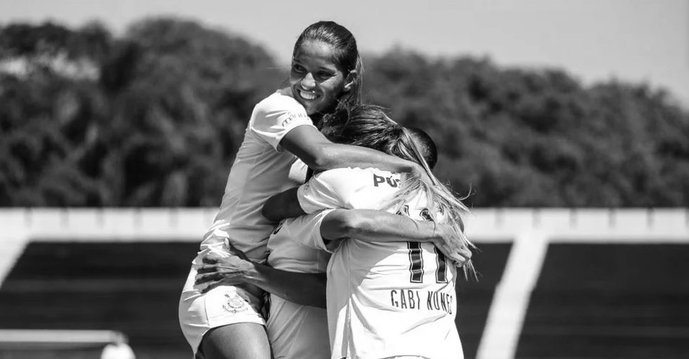 O atual elenco treina no Parque S&atilde;o Jorge, conta com 24 atletas e &eacute; comandado pelo treinador Arthur Elias.