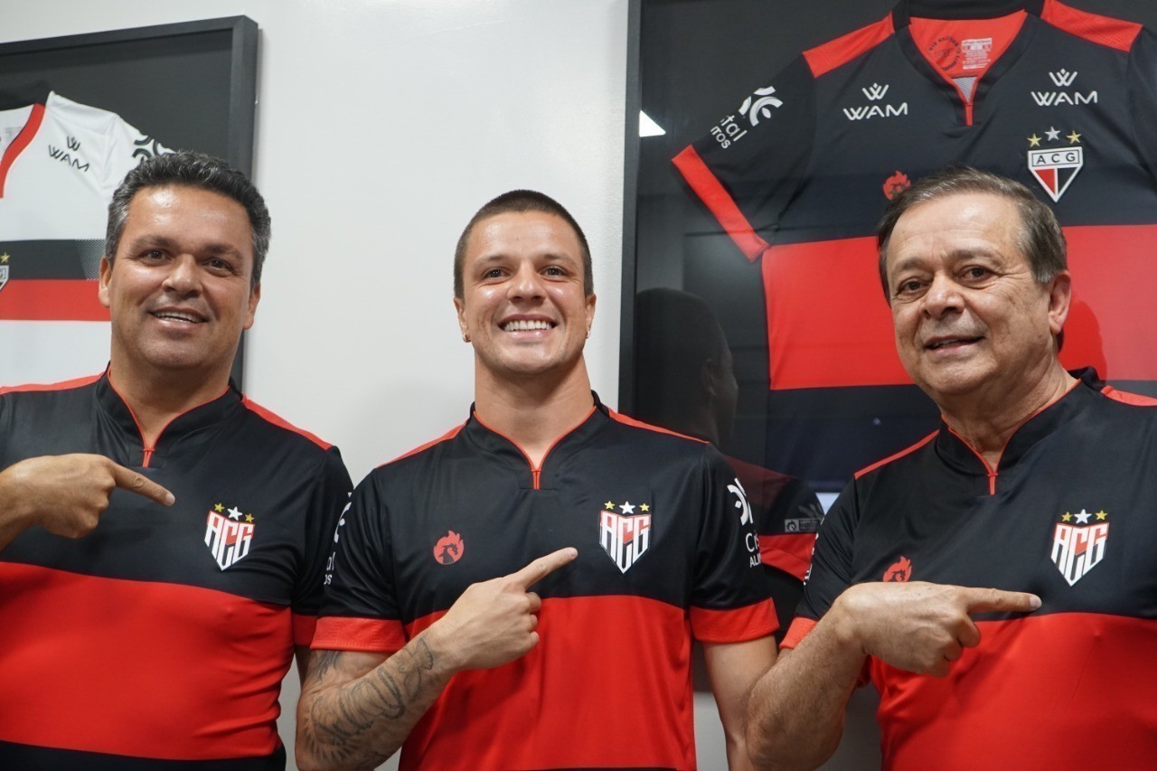 Atl&eacute;tico-GO lan&ccedil;a novo escudo: &ldquo;equil&iacute;brio entre tradi&ccedil;&atilde;o e inova&ccedil;&atilde;o&rdquo;