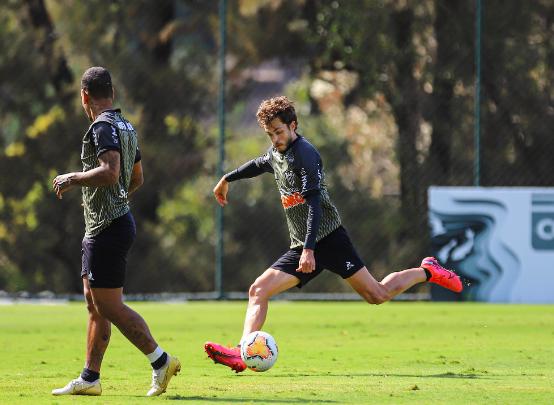 Hyoran avalia primeiro m&ecirc;s de treinos presenciais na Cidade do Galo