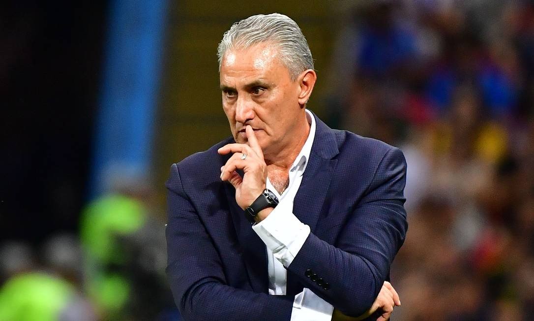 Tite j&aacute; recebeu propostas de grandes europeus, diz empres&aacute;rio