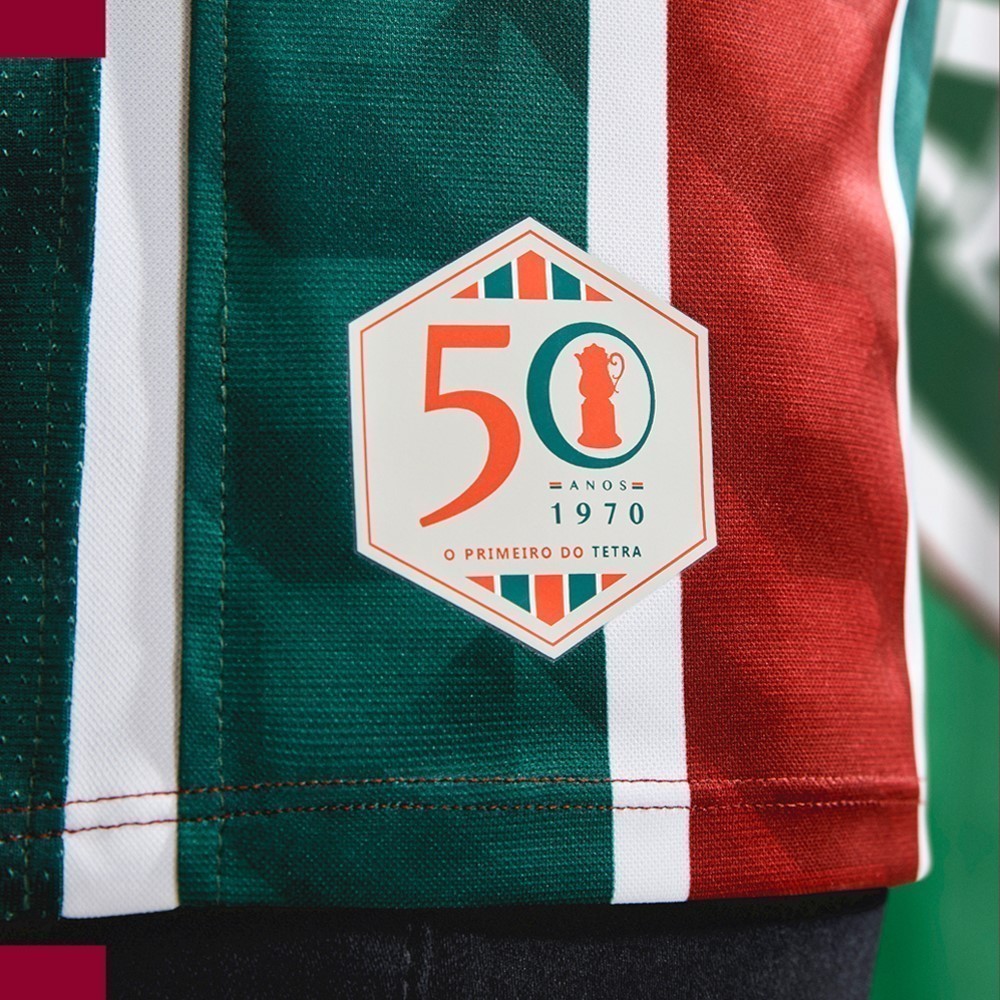 Selo em homenagem ao t&iacute;tulo de 70