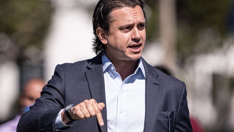 Depois de Ed&iacute;lson e Robinho, mais jogadores devem deixar o Cruzeiro