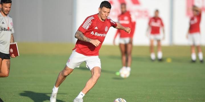 Parab&eacute;ns, Musto! Homem de confian&ccedil;a de Coudet completa 33 anos