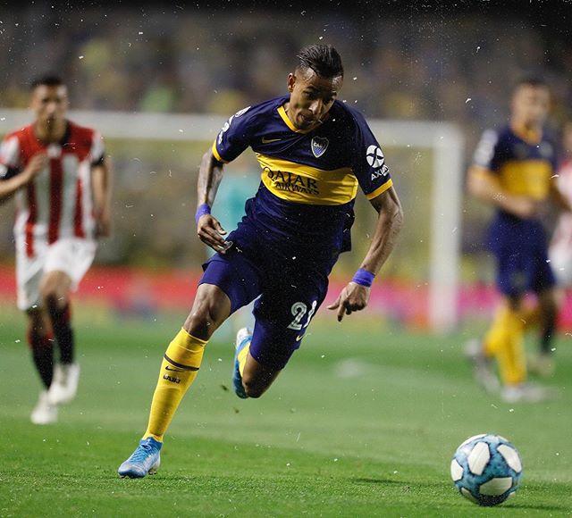 Atlético-MG busca contratar Sebastian Villa, atacante do Boca