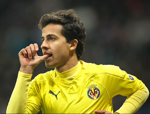 Colecionador de gola&ccedil;os e exemplo de supera&ccedil;&atilde;o, Nilmar completa 36 anos