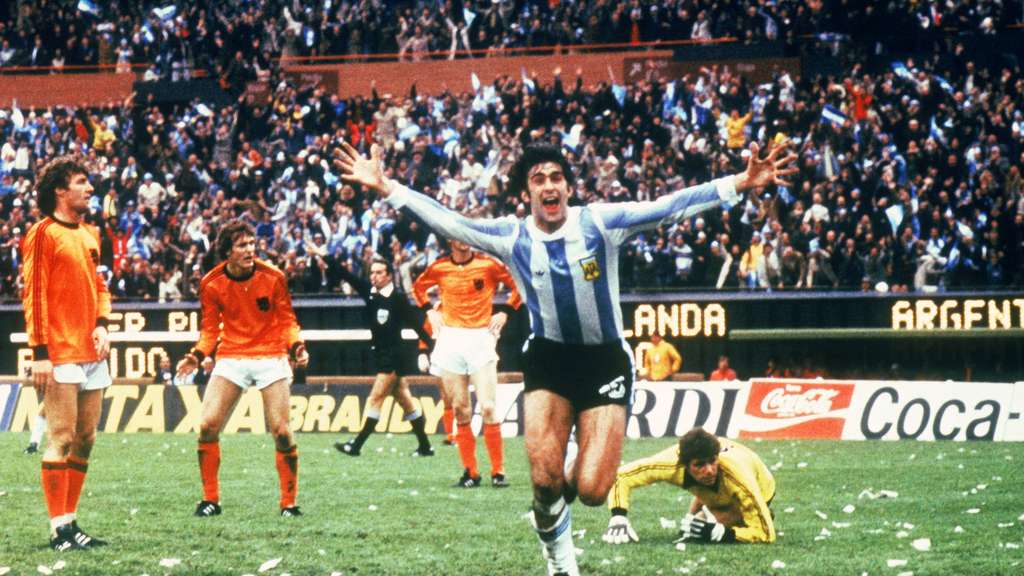 Parab&eacute;ns ao her&oacute;i argentino de 78, M&aacute;rio Kempes!