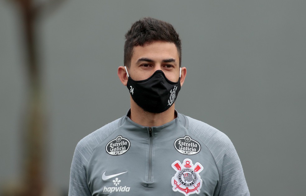 Corinthians confirma transfer&ecirc;ncia de Pedro Henrique e Richard