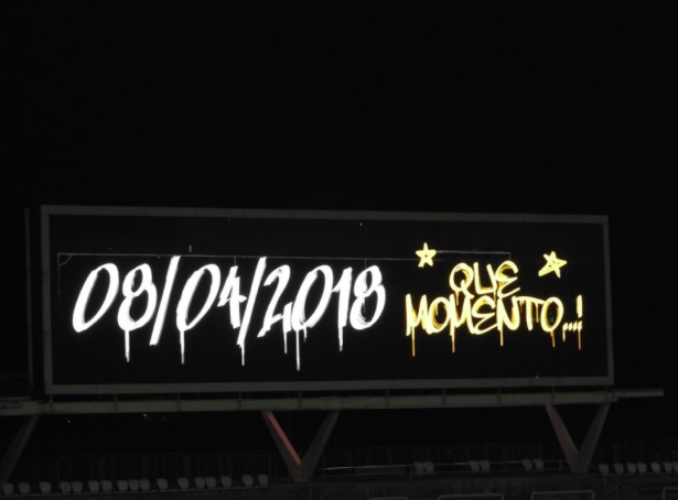 Corinthians se vinga da picha&ccedil;&atilde;o de rival