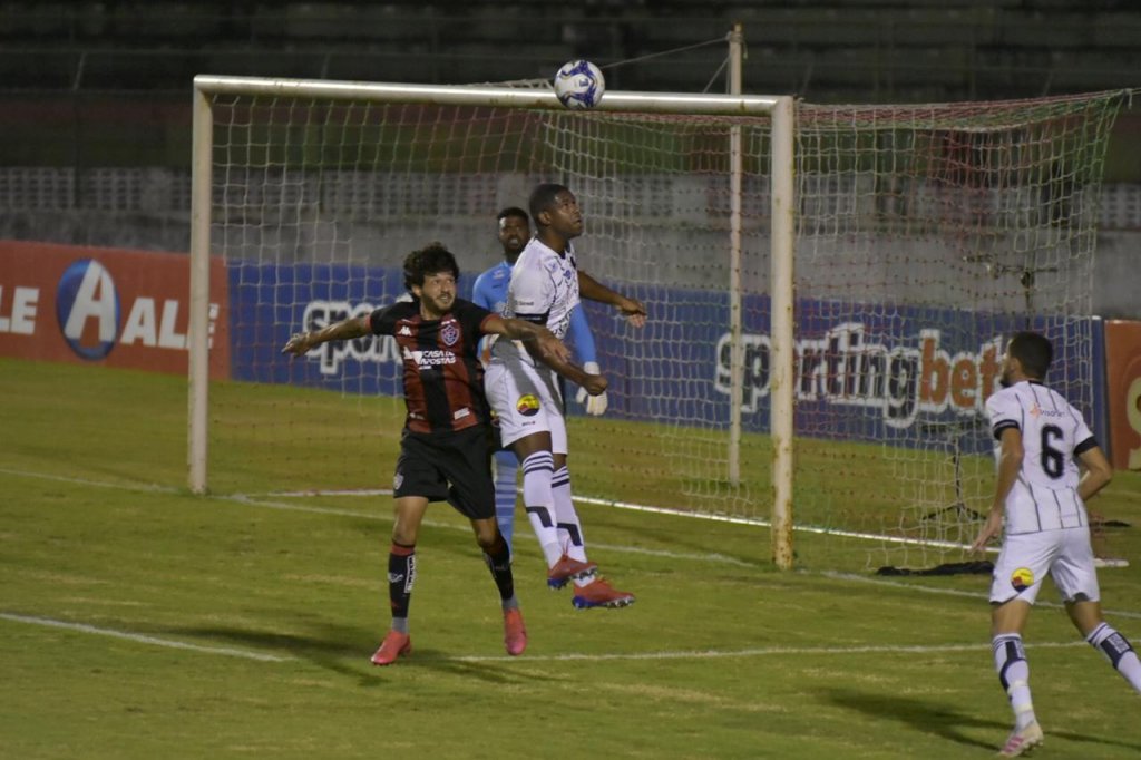 Botafogo-PB empata com Vit&oacute;ria em jogo sem emo&ccedil;&otilde;es