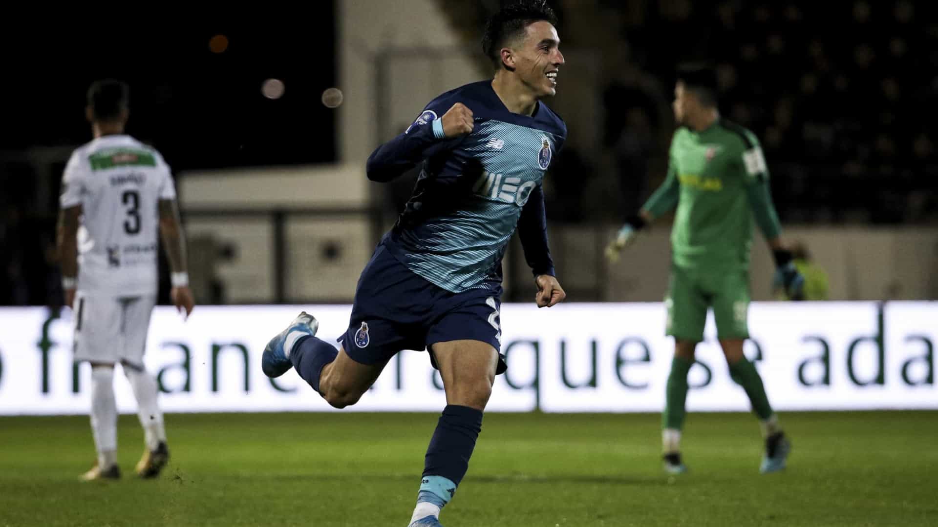 Hoje no Internacional, Saravia foi “reforço” que não foi campeão pelo Porto