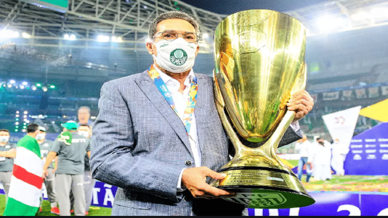 Vanderlei Luxemburgo conquista seu quinto t&iacute;tulo paulista com o Palmeiras