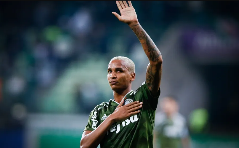 Deyverson volta a treinar no Palmeiras ap&oacute;s negocia&ccedil;&atilde;o n&atilde;o agradar o clube