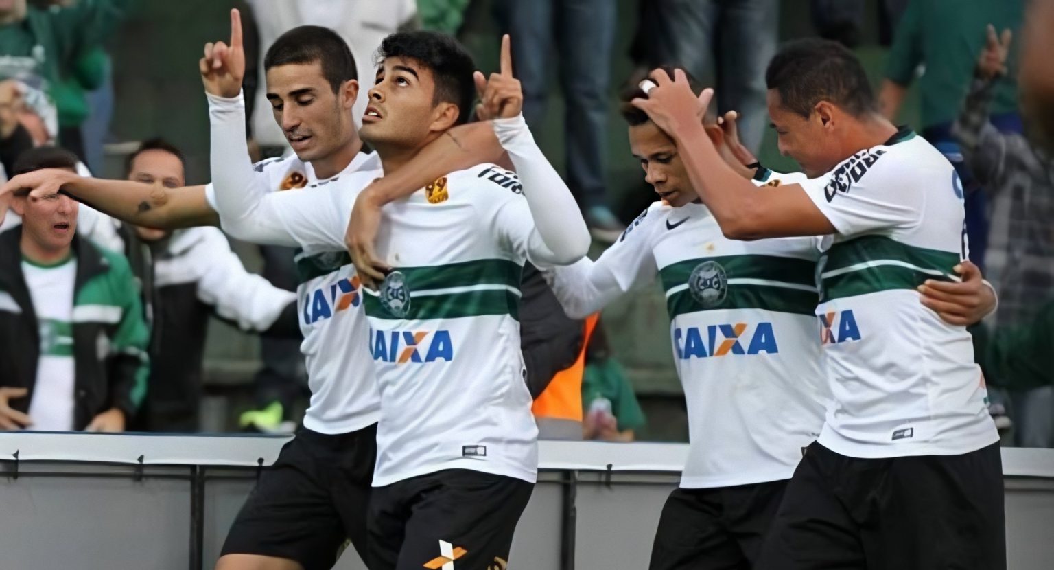 A uma semana da estreia na Série C, Vila Nova anuncia dois jogadores