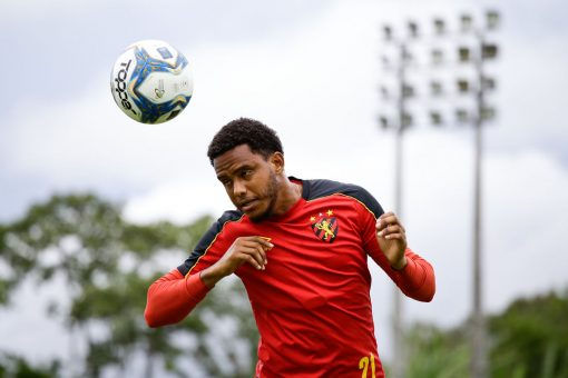 Rithely aciona Sport na Justiça do Trabalho