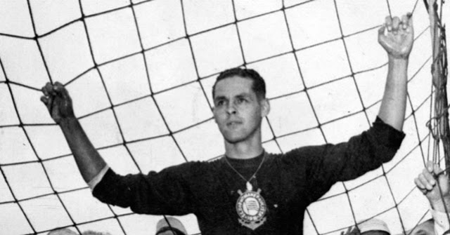 Gylmar dos Santos Neves, melhor goleiro da hist&oacute;ria do Brasil, completaria 90 anos