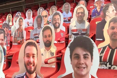 Provoca&ccedil;&atilde;o e indigna&ccedil;&atilde;o: totens em vit&oacute;ria do Corinthians no Morumbi