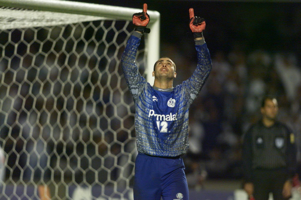 São Marcos, o santo goleiro, completa 47 anos