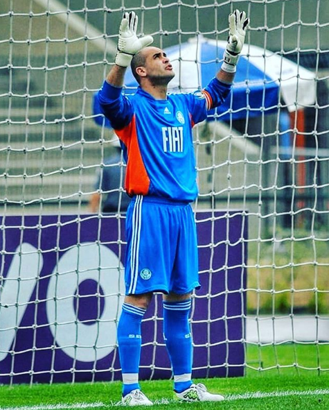 S&atilde;o Marcos, o santo goleiro, completa 47 anos