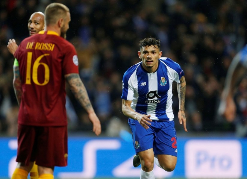 S&atilde;o Paulo consulta atacante Tiquinho Soares, ex-Porto