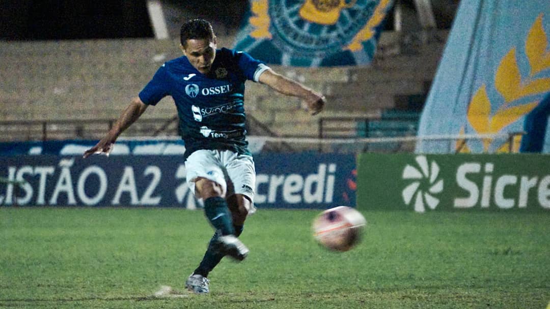 S&atilde;o Bento supera Taubat&eacute; nos p&ecirc;naltis e avan&ccedil;a no Paulist&atilde;o S&eacute;rie A2